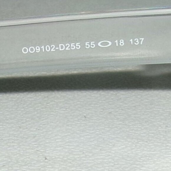 Womens Oakley Sunglasses Gold Polarized PRIZM Lens "LIKE NEW" - Picture 4 of 4